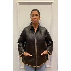 Chaquetón color chocolate...