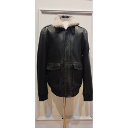 Cazadora tipo piloto